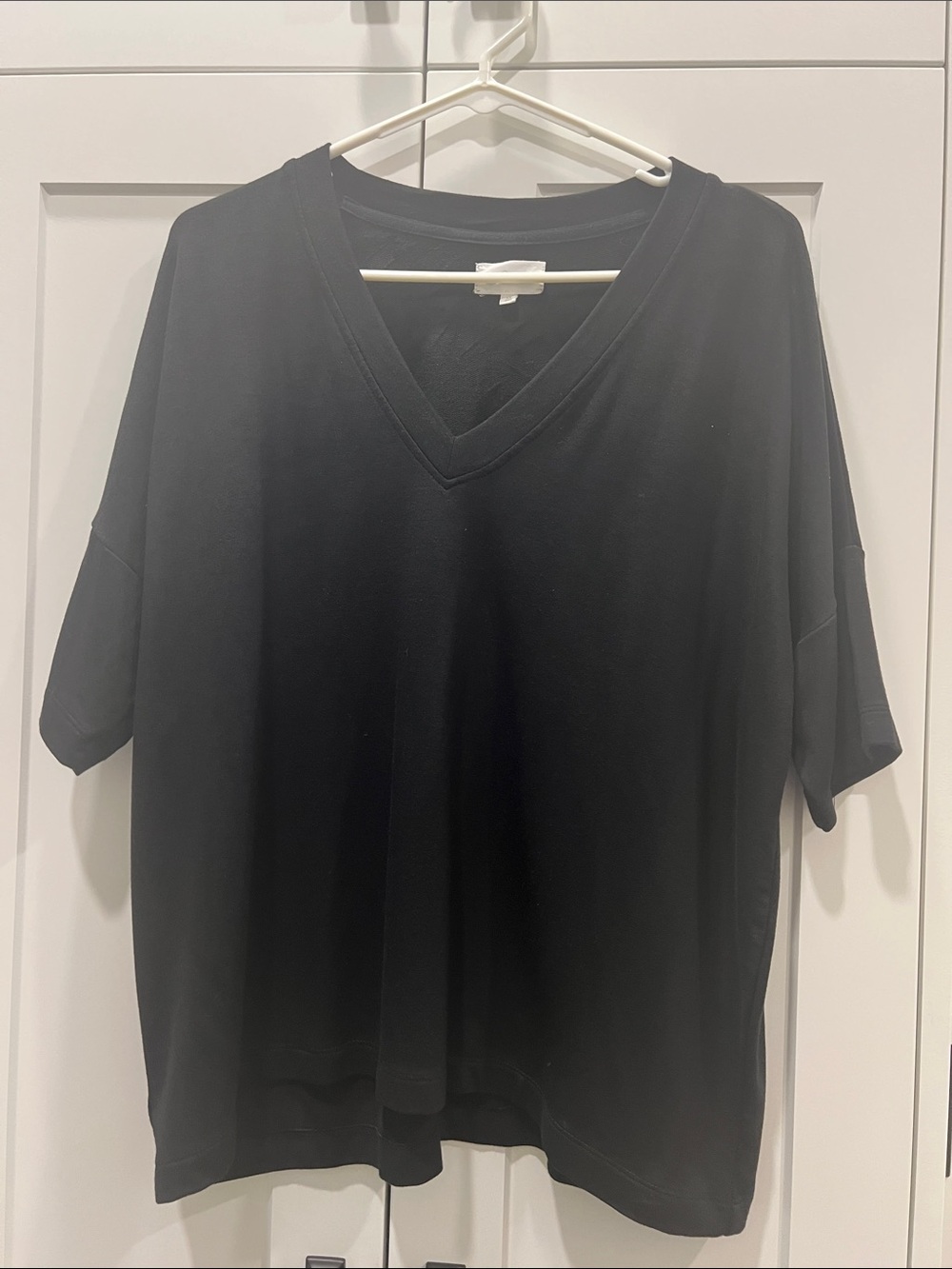 Lou & Grey Black V-Neck Women's Top